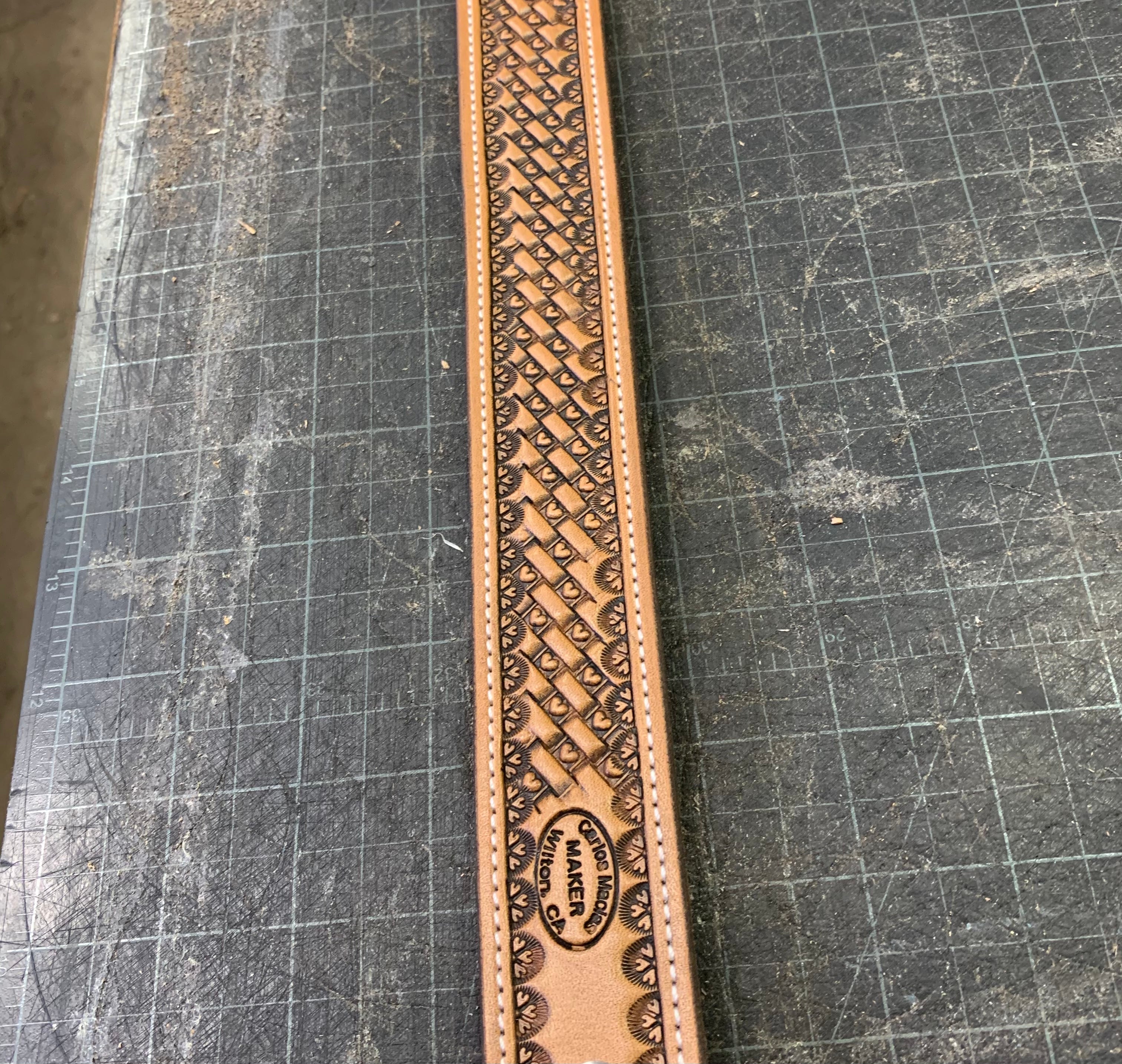 Custom belt outlet maker